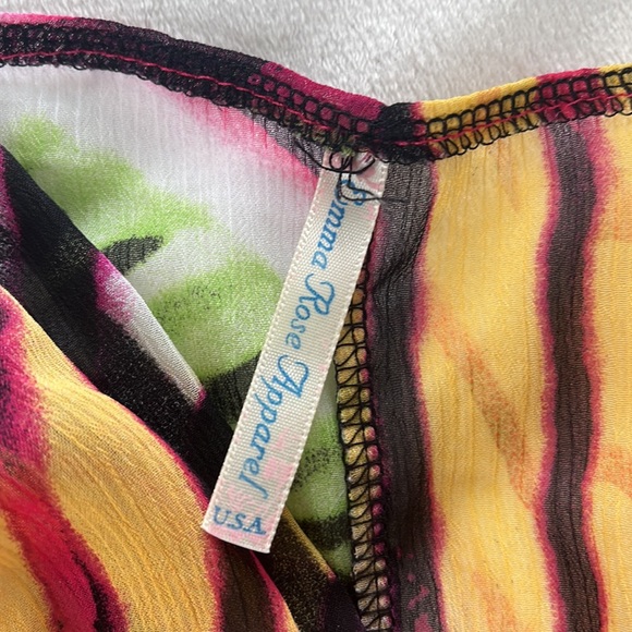 Patterned Cover Up - Picture 2 of 3